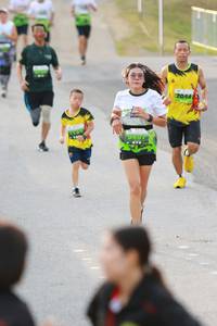 BIB: 2044
                            <button type="button" onclick="openModal(3532249)" class="btn btn-primary btn-sm float-right btn-popup" data-toggle="modal" data-target=".modal-high-quality">
                        <i class="fas fa-shopping-cart"></i> Add to Cart
                    </button>
                                            <button type="button" onclick="isThisMe(3532249, true)" class="btn btn-success btn-sm float-right btn-popup btn-isme hidden" data-toggle="tooltip" data-placement="bottom" title="นี่คือรูปของคุณใช่ไหม คลิกที่นี่เพื่อเอาเข้าอัลบั้ม">
                        <i class="fas fa-plus"></i> Add to album
                    </button>
                    <button type="button" onclick="isThisMe(3532249, false)" class="btn btn-warning btn-sm float-right btn-popup btn-isnotme hidden">
                        <i class="fas fa-ban"></i> Remove from album
                    </button>